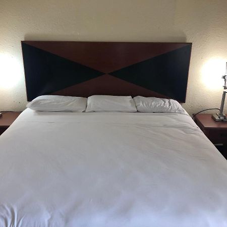 Petersburg Va Hotel Екстериор снимка